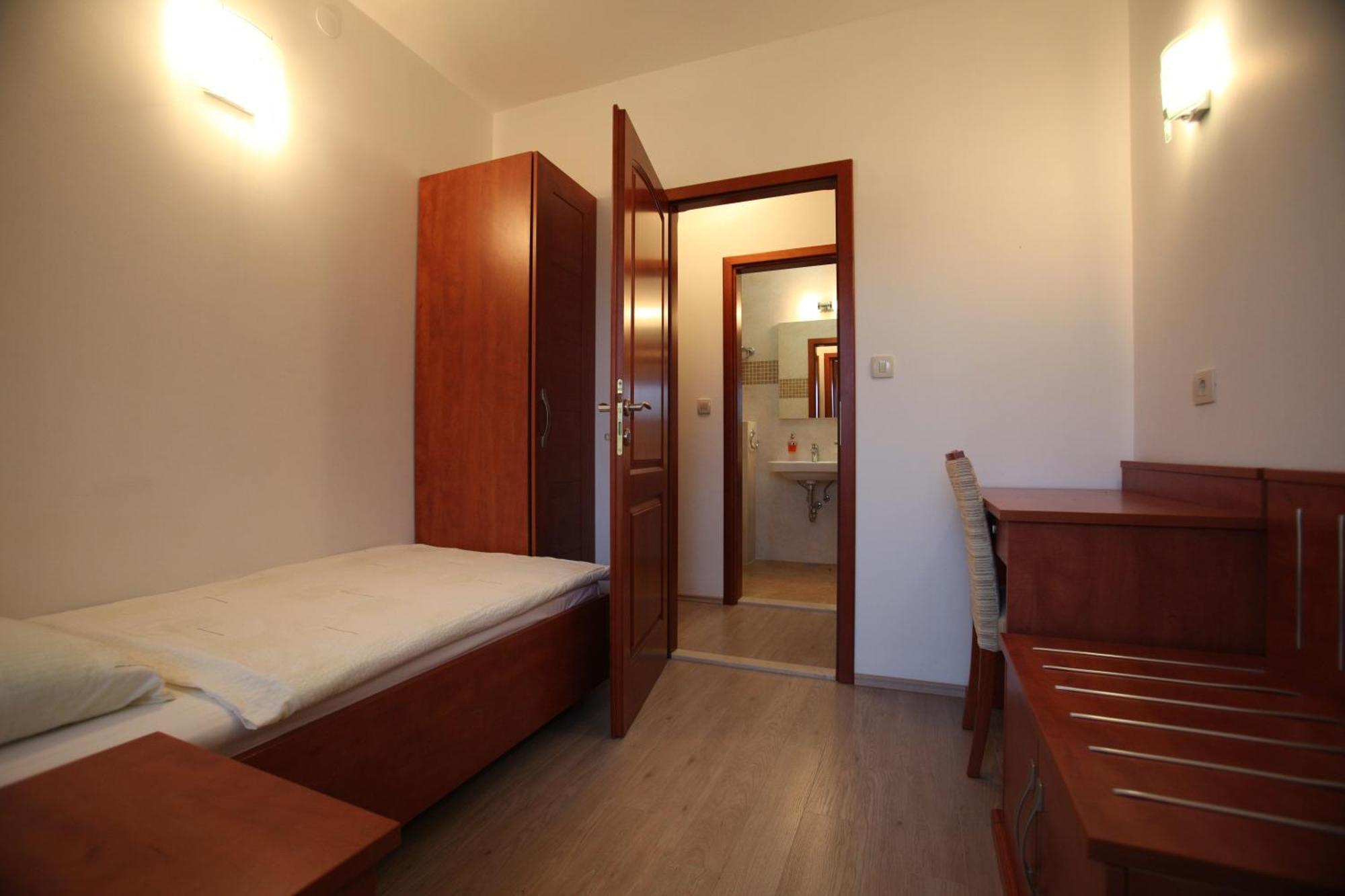 B&B Marijana Malinska Oda fotoğraf