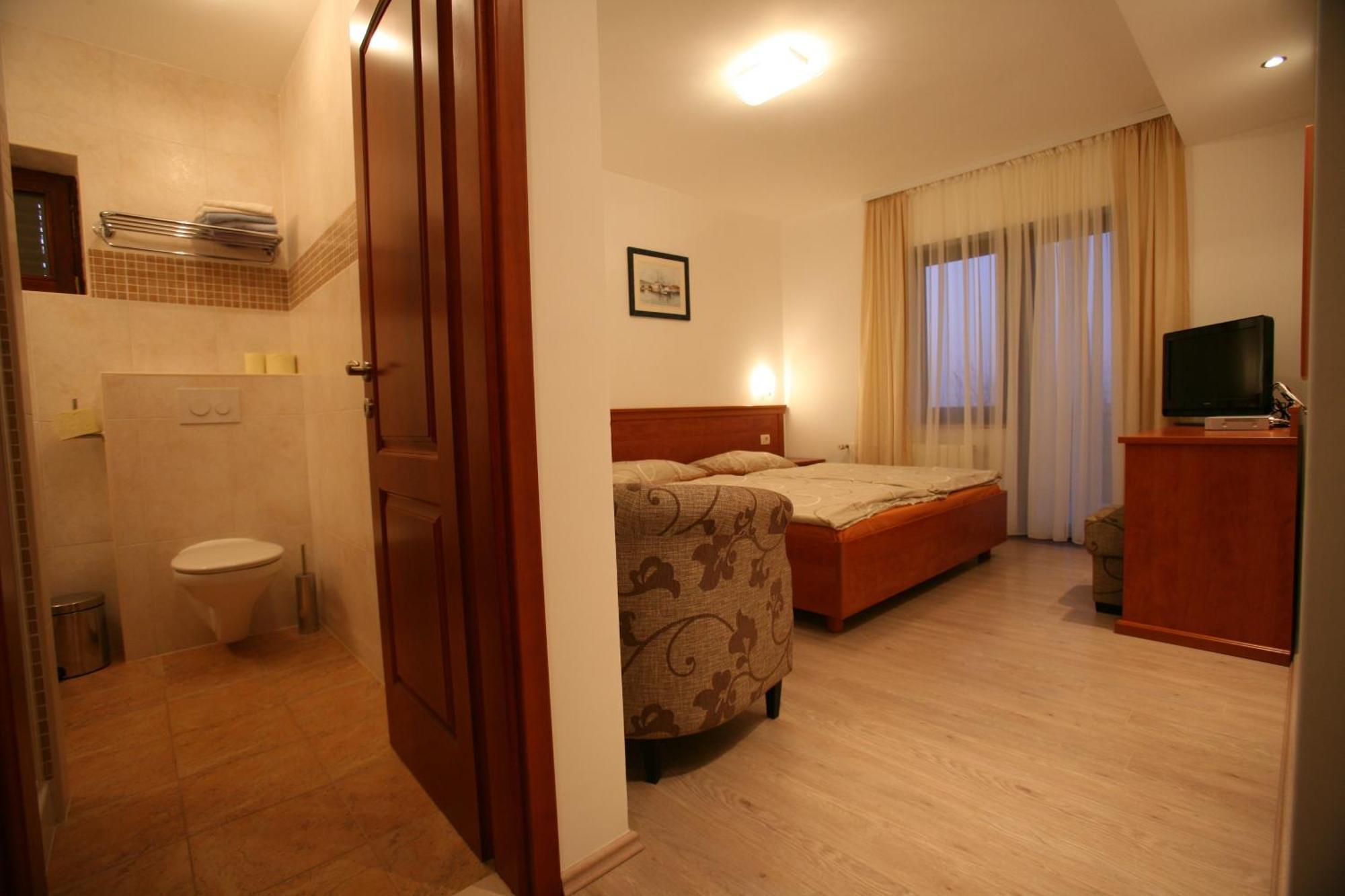 B&B Marijana Malinska Oda fotoğraf